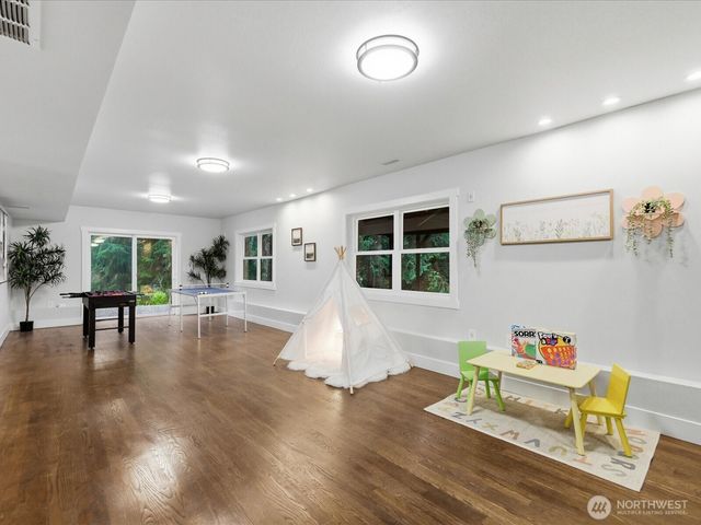 14914 NE 177th Drive, Woodinville, WA 98072