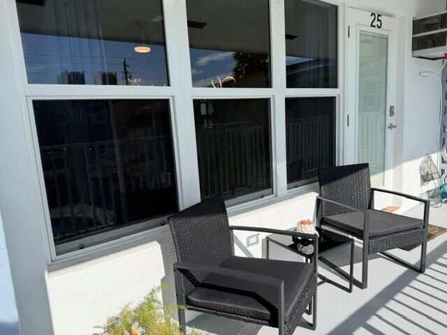 1110 N Riverside Drive 25, Pompano Beach, FL 33062
