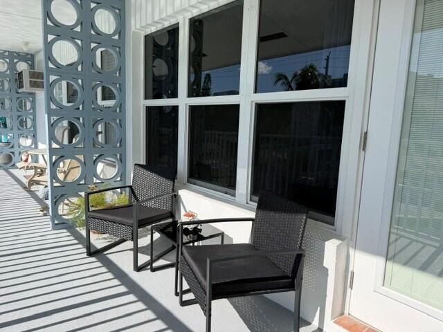 1110 N Riverside Drive 25, Pompano Beach, FL 33062