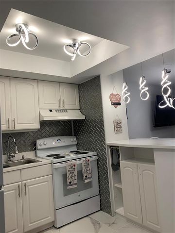 1110 N Riverside Drive 25, Pompano Beach, FL 33062