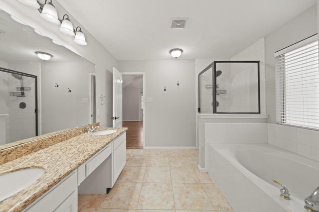 18902 Sun Pass Drive, Tomball, TX 77377