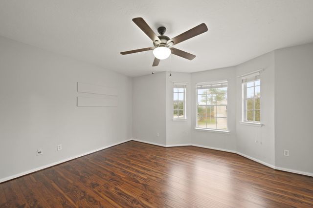 18902 Sun Pass Drive, Tomball, TX 77377