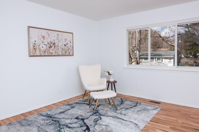 352 Manor Drive, Ann Arbor, MI 48105