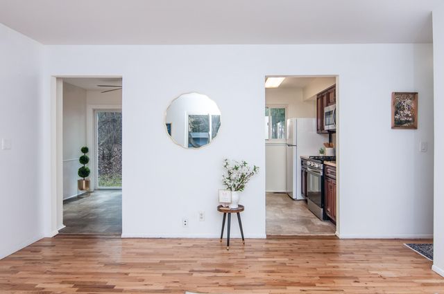 352 Manor Drive, Ann Arbor, MI 48105