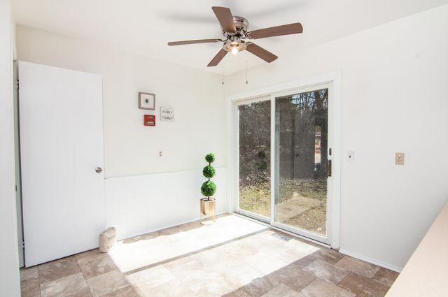 352 Manor Drive, Ann Arbor, MI 48105