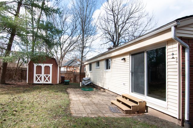 352 Manor Drive, Ann Arbor, MI 48105