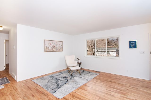 352 Manor Drive, Ann Arbor, MI 48105