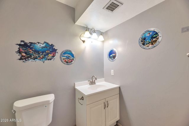 2025 W ELM Street, Phoenix, AZ 85015