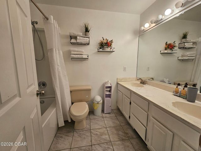 2332 Packet Hollow Road, Pineville, MO 64856