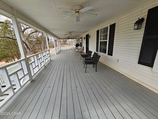 2332 Packet Hollow Road, Pineville, MO 64856