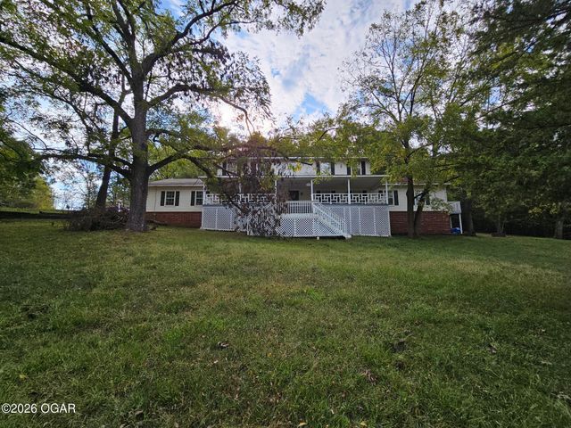 2332 Packet Hollow Road, Pineville, MO 64856