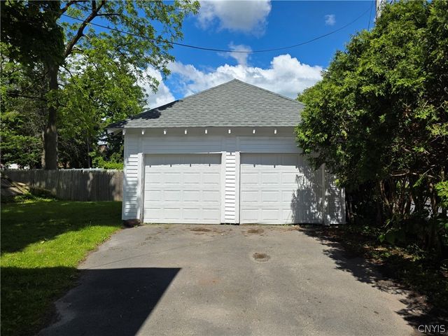 1706 Oneida Street, Utica, NY 13501