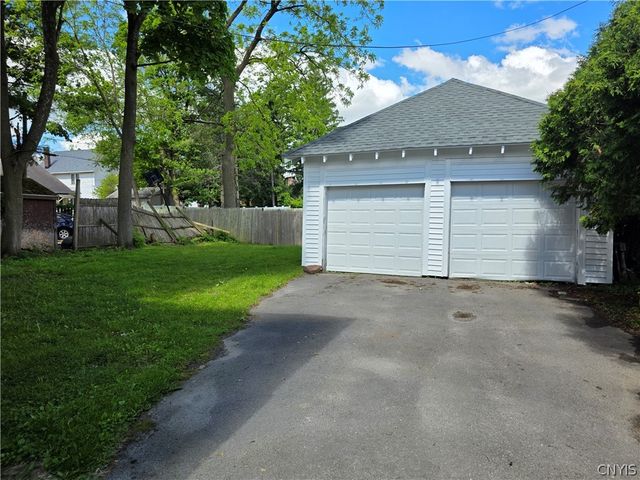 1706 Oneida Street, Utica, NY 13501