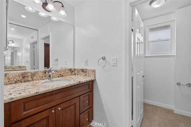5022 Dutcher, Irvine, CA 92604