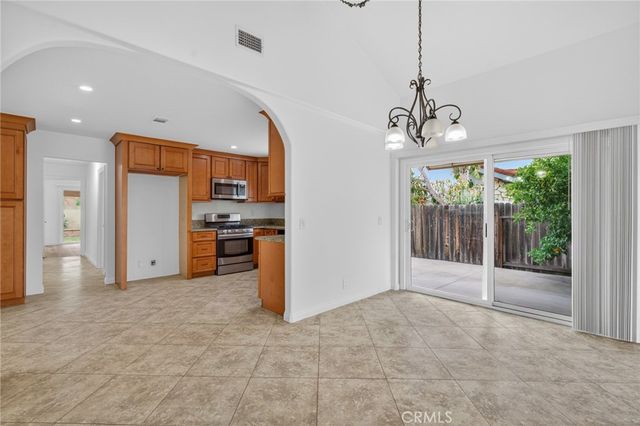 5022 Dutcher, Irvine, CA 92604
