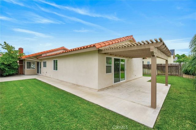 5022 Dutcher, Irvine, CA 92604