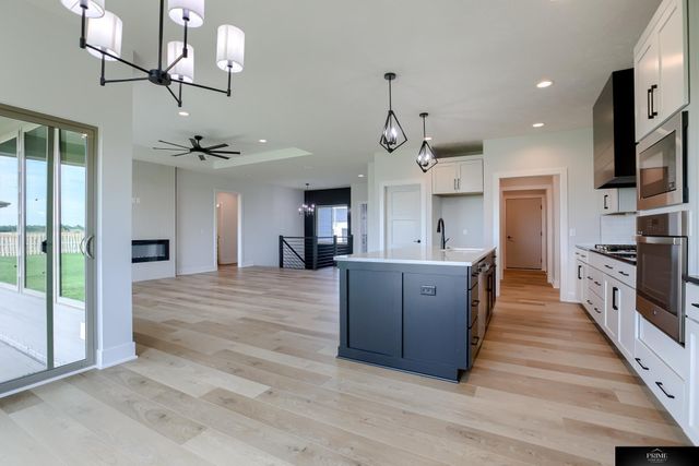 5718 N 209 Street, Elkhorn, NE 68022