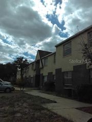 402 E WESTCHESTER COURT 80, Tampa, FL 33604