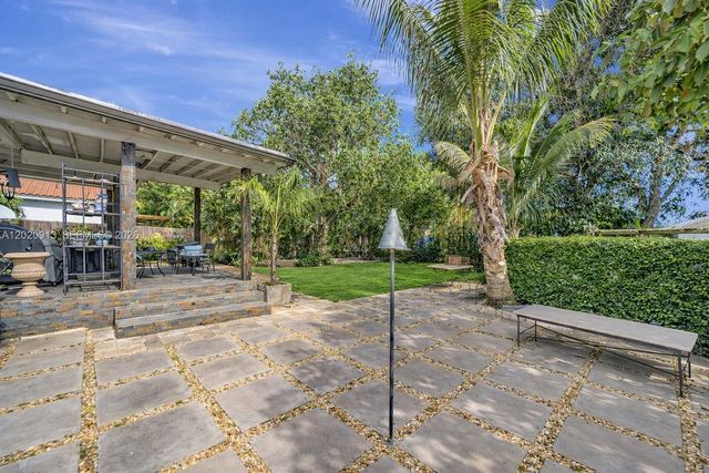 860 NE 127th Street, North Miami, FL 33161