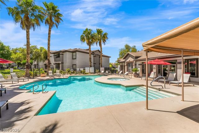 45 Maleena Mesa Street 427, Henderson, NV 89074