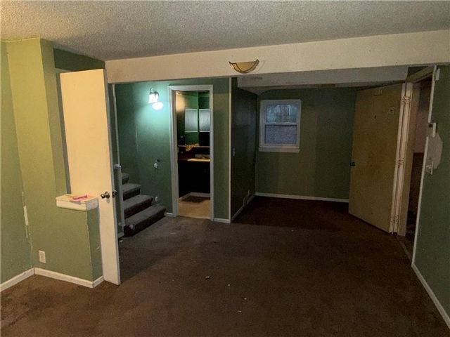 13309 Park Hills Drive, Grandview, MO 64030