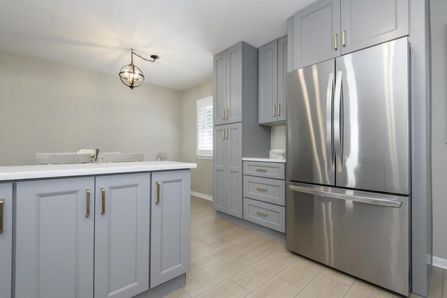 2018 N 114th STREET, Wauwatosa, WI 53226