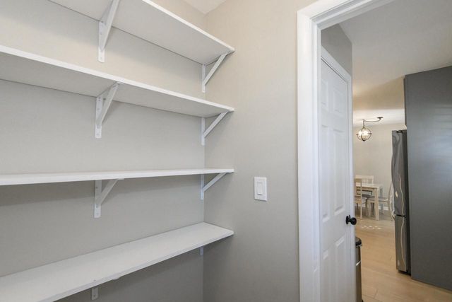 2018 N 114th STREET, Wauwatosa, WI 53226