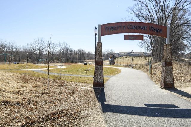 2018 N 114th STREET, Wauwatosa, WI 53226