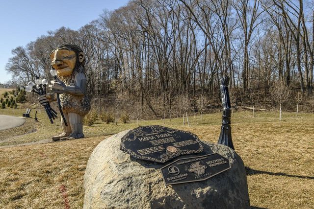 2018 N 114th STREET, Wauwatosa, WI 53226