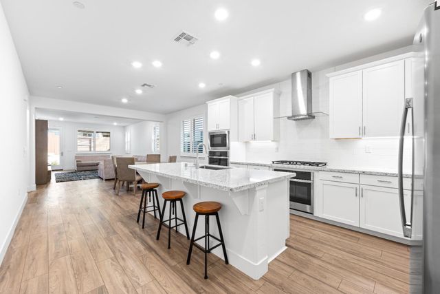 8798 Cerro Vista Dr, El Dorado Hills, CA 95762