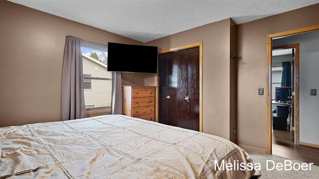4359 Hickory View Court, Wayland, MI 49348