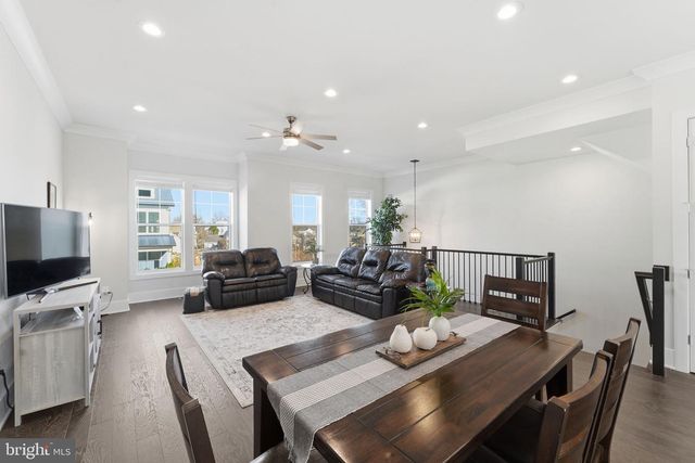 14661 BATTERY RIDGE LN, Centreville, VA 20120