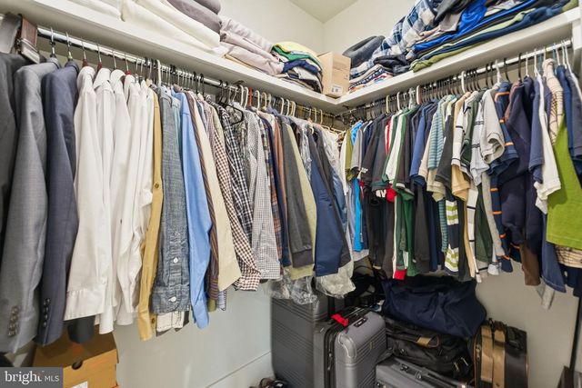 14661 BATTERY RIDGE LN, Centreville, VA 20120