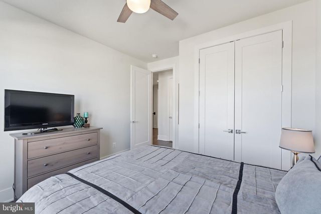 14661 BATTERY RIDGE LN, Centreville, VA 20120