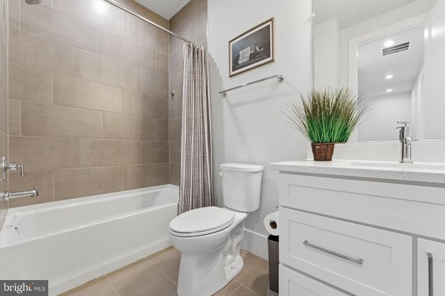 14661 BATTERY RIDGE LN, Centreville, VA 20120