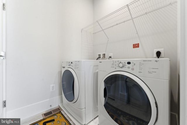 14661 BATTERY RIDGE LN, Centreville, VA 20120