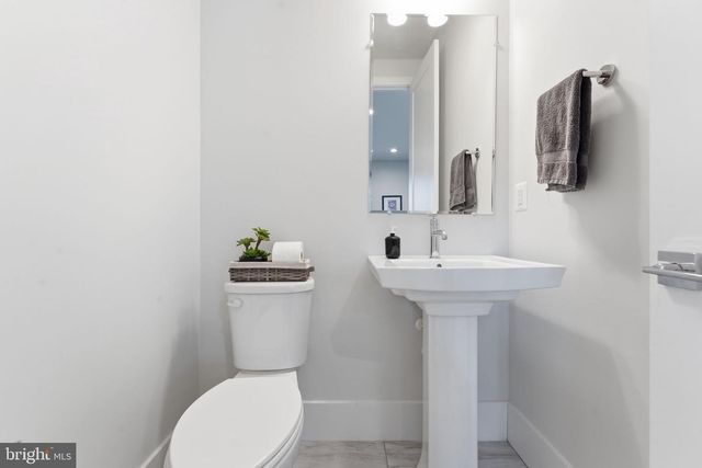 14661 BATTERY RIDGE LN, Centreville, VA 20120