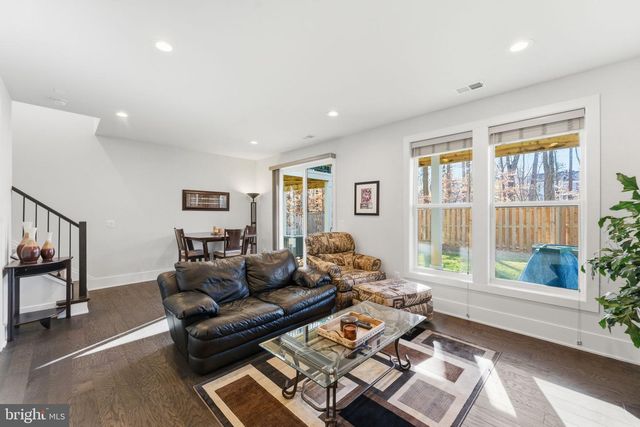 14661 BATTERY RIDGE LN, Centreville, VA 20120