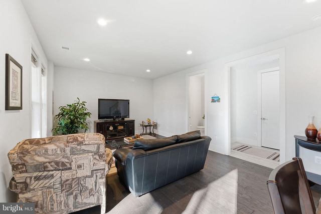 14661 BATTERY RIDGE LN, Centreville, VA 20120