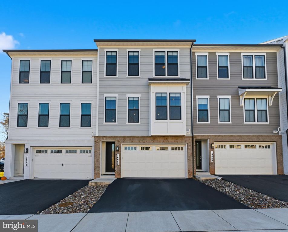 14661 BATTERY RIDGE LN, Centreville, VA 20120