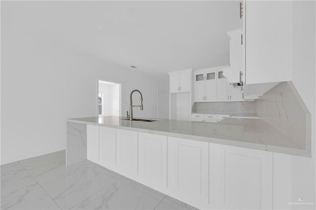 5302 N 43rd Lane, Mcallen, TX 78504