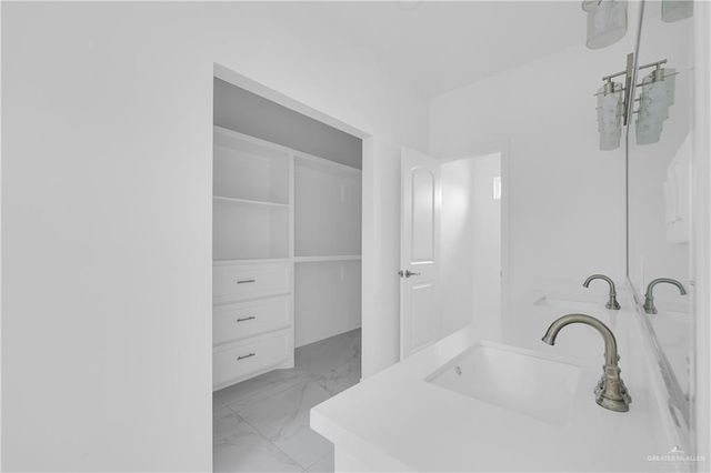 5302 N 43rd Lane, Mcallen, TX 78504