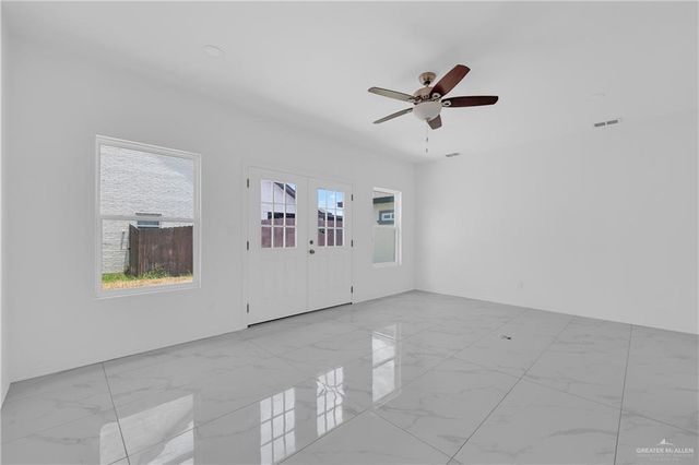 5302 N 43rd Lane, Mcallen, TX 78504