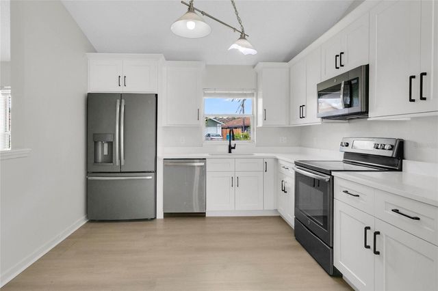 9703 RED CLOVER AVENUE, Orlando, FL 32824