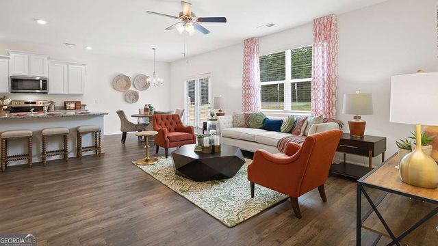 363 Friendship Oak Way, Hampton, GA 30228