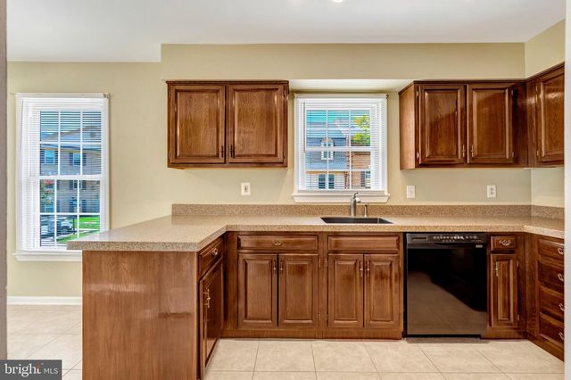 5964 NORHAM DR, Alexandria, VA 22315