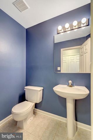 5964 NORHAM DR, Alexandria, VA 22315