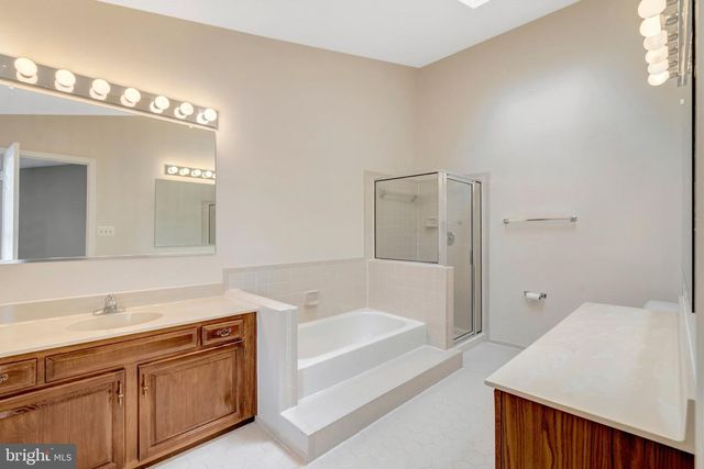 5964 NORHAM DR, Alexandria, VA 22315
