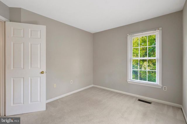 5964 NORHAM DR, Alexandria, VA 22315