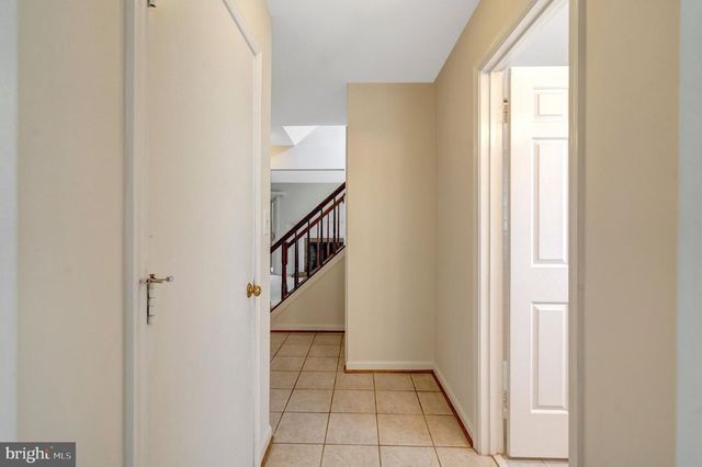 5964 NORHAM DR, Alexandria, VA 22315